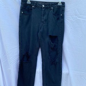 Black distressed American Eagle jeans